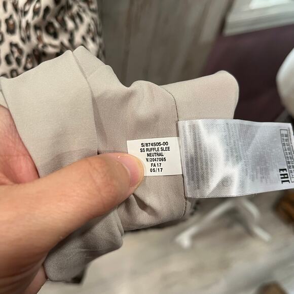 Banana Republic Leopard Animal Print Flutter Sleeve Sheath Dress Womens Size 6 - Picture 7 of 9